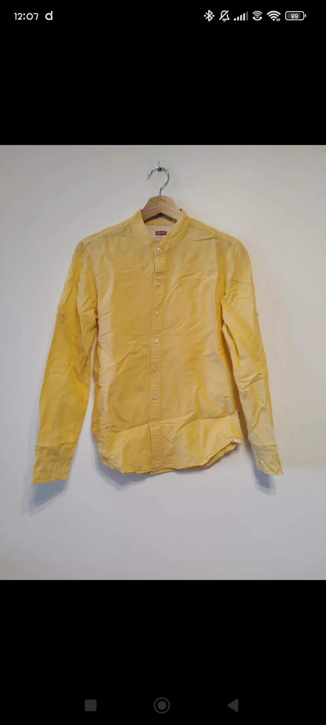 Camisa Levi's amarilla talla S